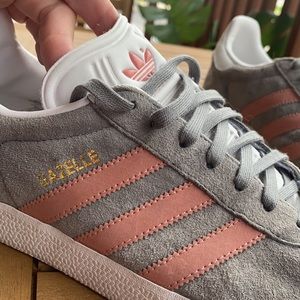 Cute everyday sneakers!